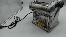 Gnjinx 743557730241 110v 135w Commercial Electric Dough Roller Sheeter Noodle Pasta Maker Machine