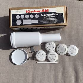 Kitchenaid 050946413853 Kitchen Aid Pasta Maker White Plastic Plates With Storage Stomper In Box