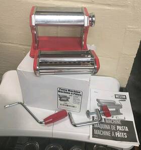 01-0221-k Weston Traditional Manual Style Pasta Machine 6 Inch Tuscan Red
