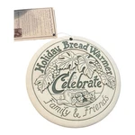 Heart Land Studios Porcelain Bread Warmer Grapevine Family & Friends. Fixed Price $9.99.