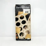 Vitantonio Ravioli Maker 510 Usa 1994 Pasta Italian Vintage Cookware Kitchen 2.5. Fixed Price $13.98.