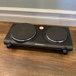 Elite Gourmet EDB-302BF Countertop Double Cast Iron Burner, 1500 Watts Electric. Fixed Price $15.00.