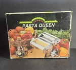 Vintage Pasta Queen Manual Noodle Making Machine Himark Complete. Fixed Price $23.57.