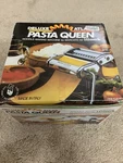 Deluxe Atlas Pasta Queen #15-4590 Made Italy Machine. Fixed Price $45.00.