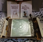 Vintage Salton Hotray Automatic Food Warmer 900 Series Glass With Box H-907 1971. Fixed Price $22.99.