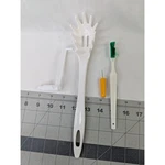 Ronco Popeil P400 Automatic Pasta Maker Lot Tools. Fixed Price $8.96.