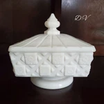 Vintage Westmoreland "old Quilt" Milk Glass Candy Dish W/lid. Fixed Price $35.00.