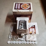 Waring PS101 Primo Pasta And Dough Maker Machine Dies Cups Brush 250 Electric. Fixed Price $42.49.