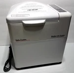 Betty Crocker White Lcd 13-PROGRAMMABLE Bake-it-easy Automatic Bread Maker. Fixed Price $39.99.