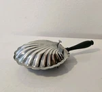 Vintage Oneida Ltd Silverplate Shell Bed Warmer / Chafing Dish Wooden Handle. Fixed Price $58.49.