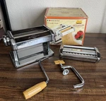 Marcato Atlas 150 Deluxe Pasta Machine Noodle Maker Italy W/ Box. Fixed Price $44.99.