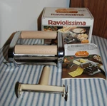 Marcato Raviolissima - Attachment For Atlas Pasta Maker Home Kitchen. Fixed Price $18.00.