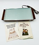 Vintage Salton H-110 Hot Tray Food Warmer With Wood Handles. Fixed Price $32.00.
