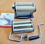 PL8 Pasta Maker Adjustable Professional Machine Manual Roller. Fixed Price $48.71.