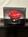 Godinger Silver Art Co. 1 Qt Covered Porcelain Baker Warmer Stand #63225. Fixed Price $12.00.