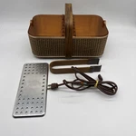 Vintage Salton Hot Basket Warmer Faux Woven Brown Wicker Rolls Bread Buns. Fixed Price $22.99.