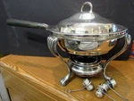 Vintage Reed & Barton Chafing Warming Dish (EZS004452). Fixed Price $125.00.