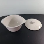 Calphalon 1.5 Qt. Off White Covered Casserole Dish With Handles. Fixed Price $15.00.